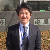 岩倉 英仁