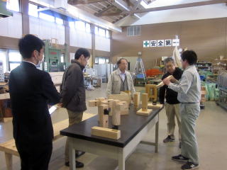 見学の様子2
