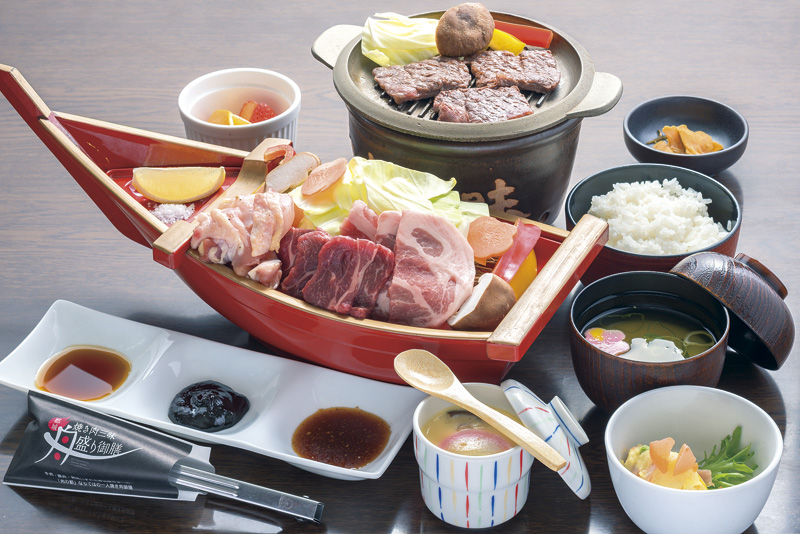 都城焼き肉三昧舟盛り御膳