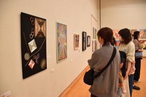 第5回みやざき総合美術展の様子