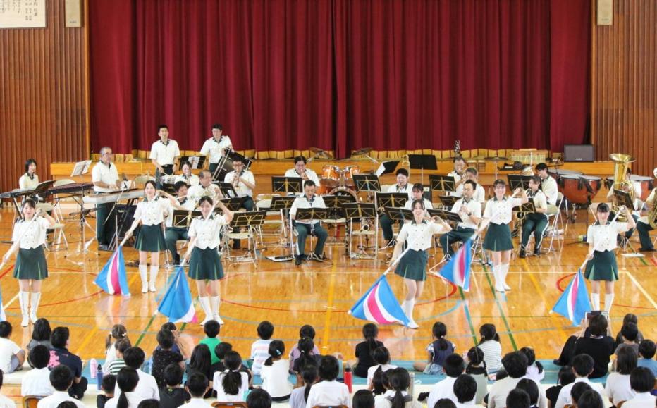 西郷義務教育学校1