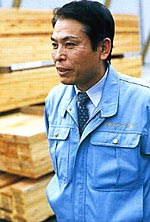 宮崎ウッドテクノ株式会社 袴田 一勇さん