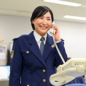 警察官先輩（女性）