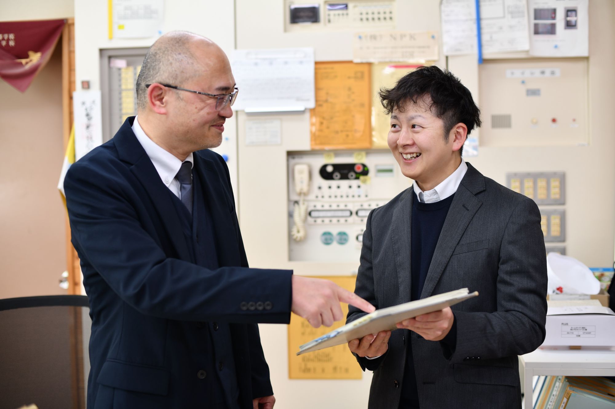 職場の雰囲気 イメージ