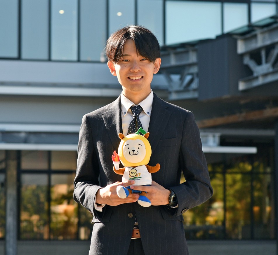 先輩職員（一般事務）