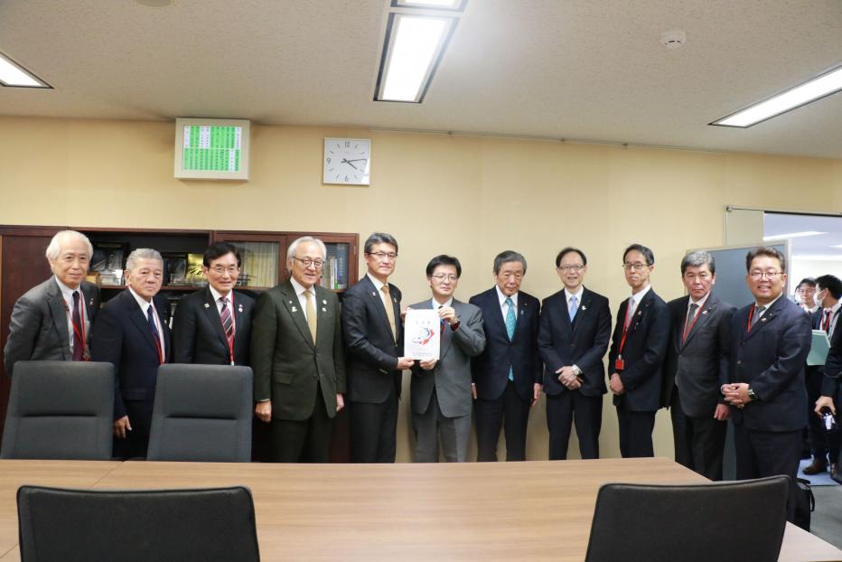 五十嵐鉄道局長