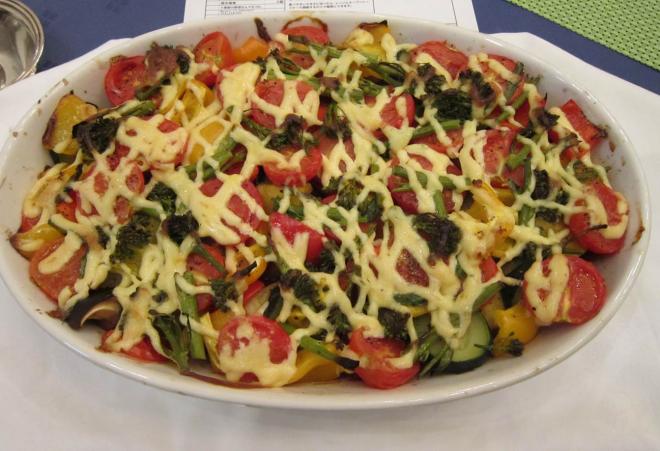 お野菜たっぷりマヨグラタン