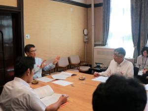 報告の様子