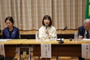 俵万智氏