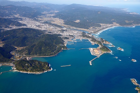 油津港航空写真