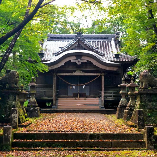 綾神社