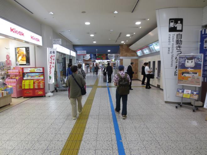 宮崎駅コンコース1