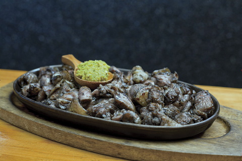 みやざき地頭鶏の炭火焼き